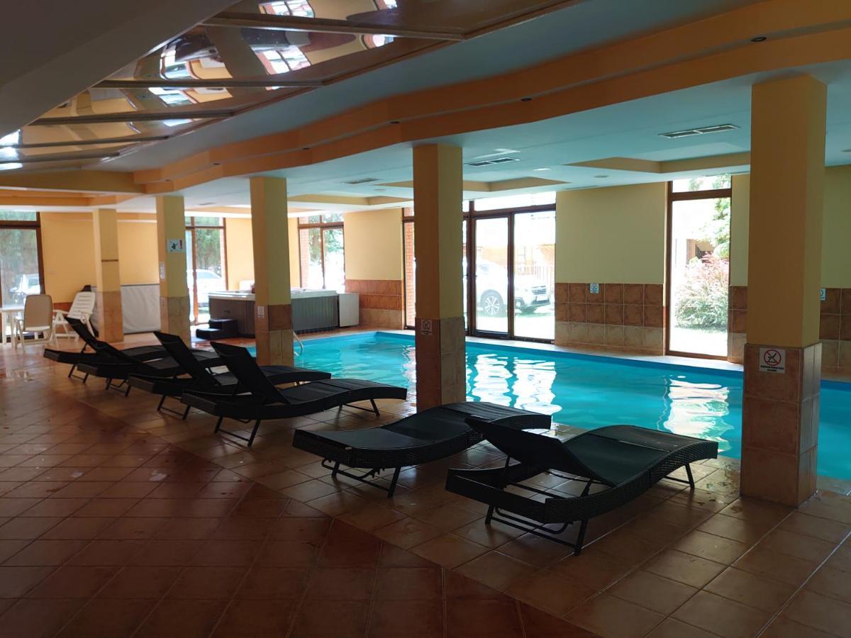 Coke Wellness Apartman Siófok Zewnętrze zdjęcie