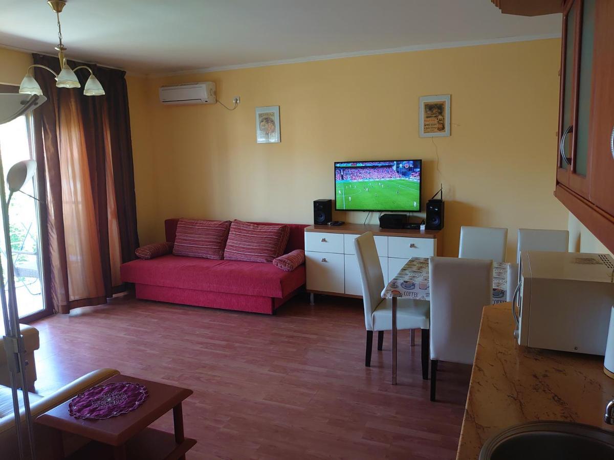 Coke Wellness Apartman Siófok Zewnętrze zdjęcie