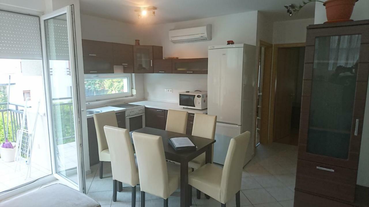 Coke Wellness Apartman Siófok Zewnętrze zdjęcie